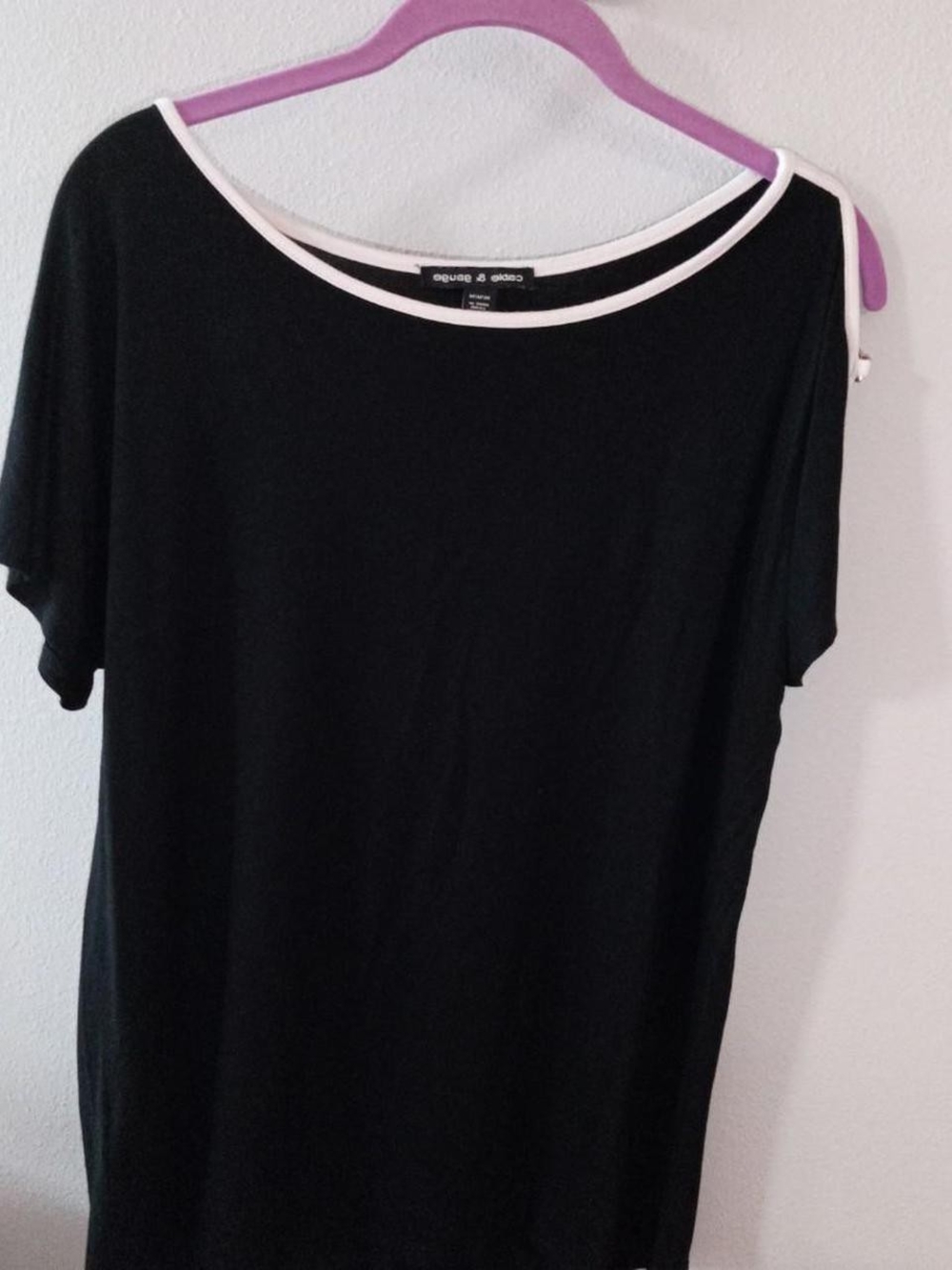 Cable & Gauge Black Short Sleeve Top with White Trim & Gold Accents on the Sleev